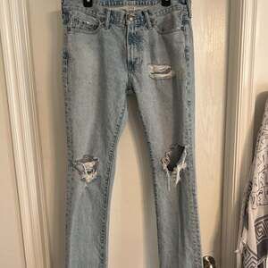 Vintage 2000's Abercrombie and Fitch blue distressed ripped jeans – ,